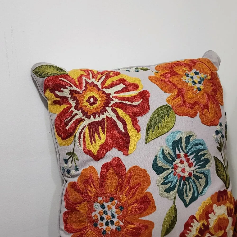 Pier 1 Throw Pillow 2pc Set Gray Floral Embroidery 17” x 17” Zipper Crewel Boho